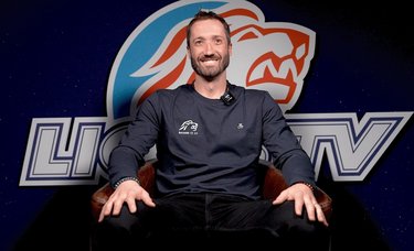 Sieben Sekunden Challenge mit Simon Hrubec